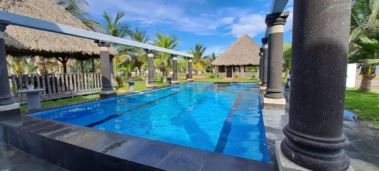Ananta Hotel Casitas Kültér fotó